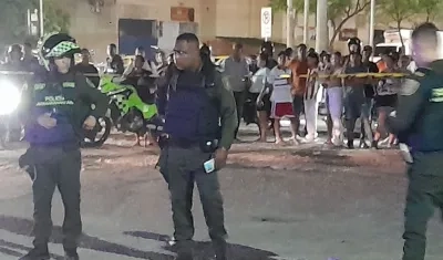 La Policía acordonó el área donde se presentó el homicidio en Los Olivos II. 