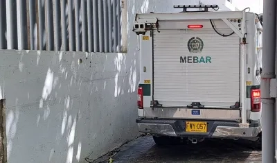 Los cuerpos de las dos víctimas fueron llevados por la Sijin a Medicina Legal. 