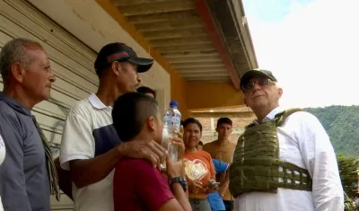 El MinDefensa Iván Velásquez en El Plateado.
