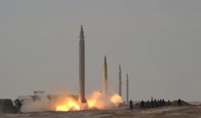 Lanzamiento de misiles balísticos. 