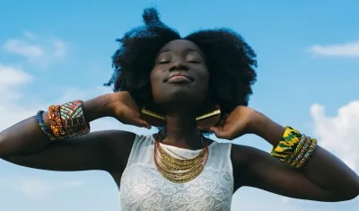 Mujer afrodescendiente. 