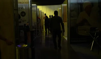 Inicio del Congreso Nacional de Hotelería se retrasó por falta de energía en el Puerta de Oro.