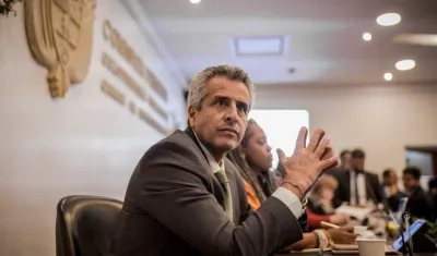 Luis Fernando Velasco.