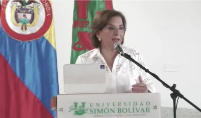 Margarita Cabello durante su intervención en la Universidad Simón Bolívar.