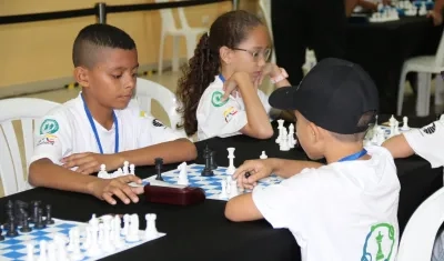 En el torneo participarán ajedrecistas entre los 6 y 17 años.