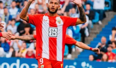 Luis Javier Suárez, delantero samario del Almería. 