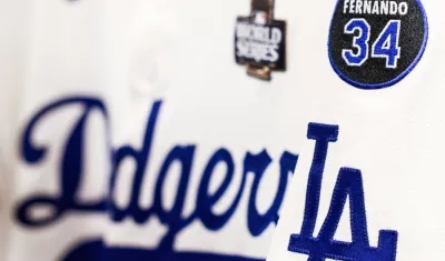 El parche que lucirá el uniforme de los Dodgers en honor a Valenzuela. 