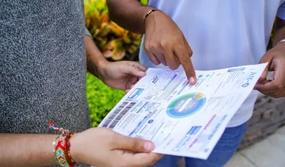 Factura de energía.