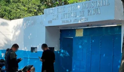 Colegio San Antonio de Padua, donde se presentó el ataque a bala. 