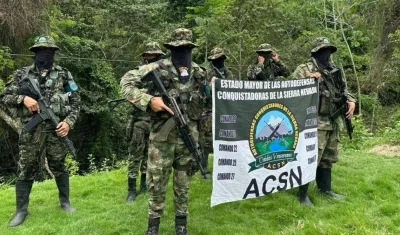 Integrantes de las Autodefensas Conquistadores de la Sierra Nevada. 