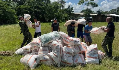 La ayuda humanitaria.