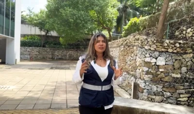 Dina Luz Pardo, jefe de la Oficina de Servicios Públicos del Distrito.
