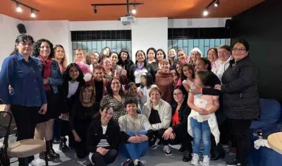 Mujeres firmantes de paz.