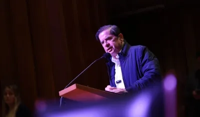 Juan Fernando Cristo en la Asamblea Nacional por la Paz.