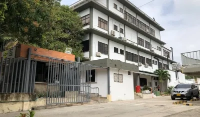 Fachada de Medicina Legal.