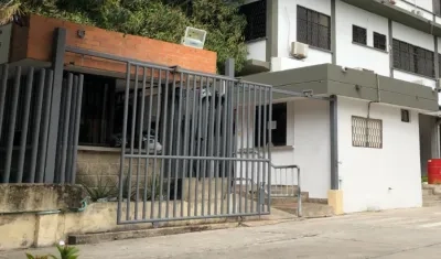 Fachada de Medicina Legal.