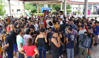 Varios migrantes indocumentados en territorio mexicano. 