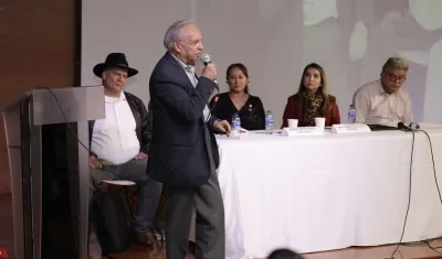 Ministro Ricardo Bonilla ante la Comisión VII del Senado.