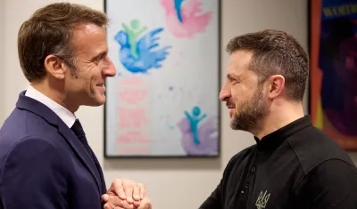 Emmanuel Macron, Presidente de Francia / Volodímir Zelenski, Presidente de Ucrania. 