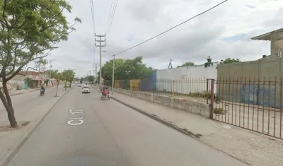 Dirección del lugar.