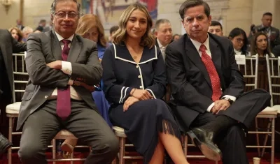 Laura Sarabia, el Presidente Gustavo Petro y el Ministro del Interior, Juan Fernando Cristo.