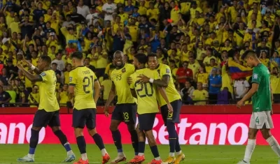 Selección de Ecuador celebrando. 