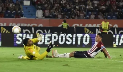 El primero de los dos goles de Carlos Bacca a Millonarios, el pasado 4 de mayo.