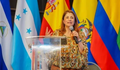 Iris Marín Ortiz, defensora del Pueblo.