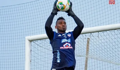 Jefersson Martínez reemplazó a Santiago Mele contra Once Caldas, Cali y América.  