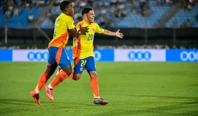 Juan Fernando Quintero puso a ganar a Colombia con un gol de tiro libre. 