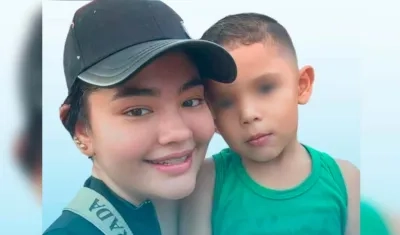 Angie Quintero y Thiago Ochoa, de 4 años.