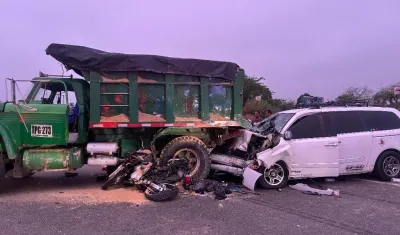 Accidente en la Variante Sabanalarga-Palmar de Varela.