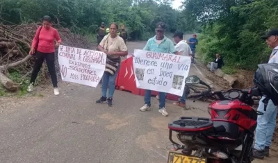 Bloqueo de vías este martes en el departamento del Atlántico. 