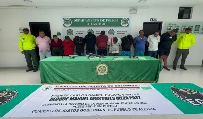 Los capturados mostrados por la Policía. 