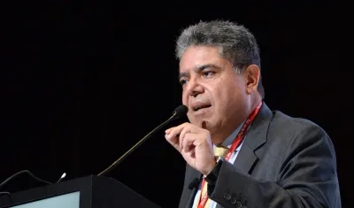 El Contralor Carlos Hernán Rodríguez.