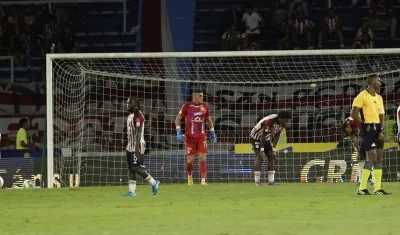 La tristeza de los jugadores de Junior.