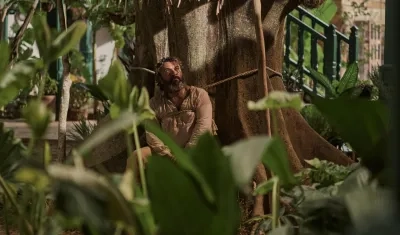 El actor colombiano, Diego Vásquez, en su interpretación de José Arcadio Buendía. 