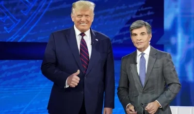 Donald Trump y el presentador George Stephanopoulos.