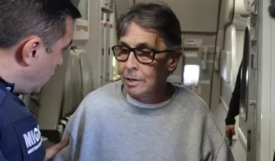 Fabio Ochoa en su llegada a Colombia este lunes.