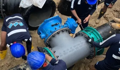 Arreglo de tubería por parte de Triple A. 