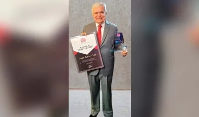Jorge Barón ha sido presentador durante 56 años del programa de televisión Show de las Estrellas. 