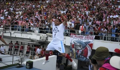 Martín Arzuaga quedó en la historia del Junior tras convertir el último cobro desde el punto penal contra Nacional. 