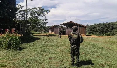 Ejército en zona rural.