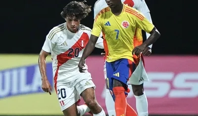 Joel Canchimbo en el amistoso contra Perú.