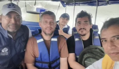 El intendente Mauricio Vargas y el arquitecto Miguel Andrés González fueron entregados a la Defensoría del Pueblo y la iglesia católica.