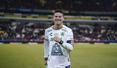 James Rodríguez celebrando la victoria al final del encuentro.