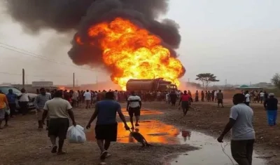 Explosión del camión cisterna.