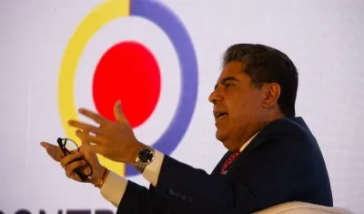 El Contralor Carlos Hernán Rodríguez.