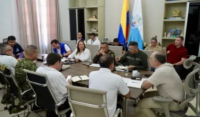 Autoridades en Consejo Extraordinario de Seguridad.