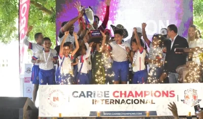 Academia Valledupar, campeón en la categoría 2014 tras vencer en la final a Área Chica.